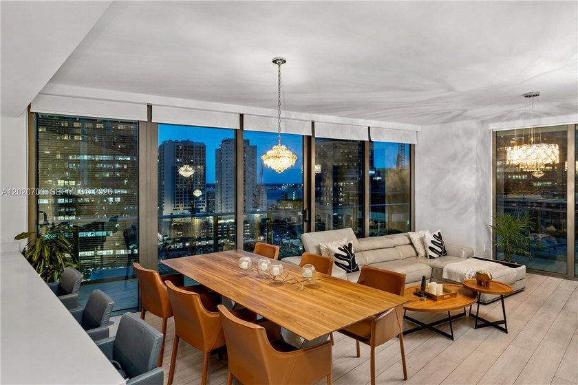Spectacular CORNER UNIT in highly sought after *05* line with - Beach Condo for sale in Miami, Florida on Beachhouse.com