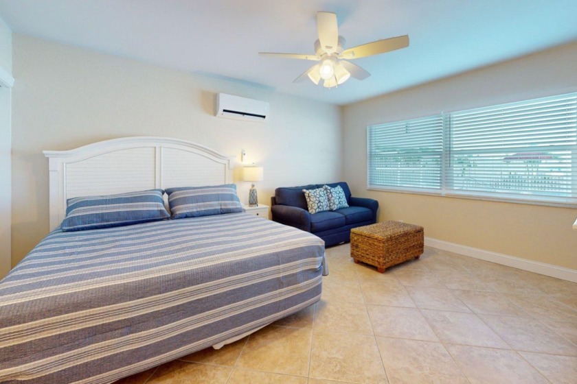 Studio Efficiency Ground Floor - Surf Song #116 - Beach Vacation Rentals in Madeira Beach, Florida on Beachhouse.com