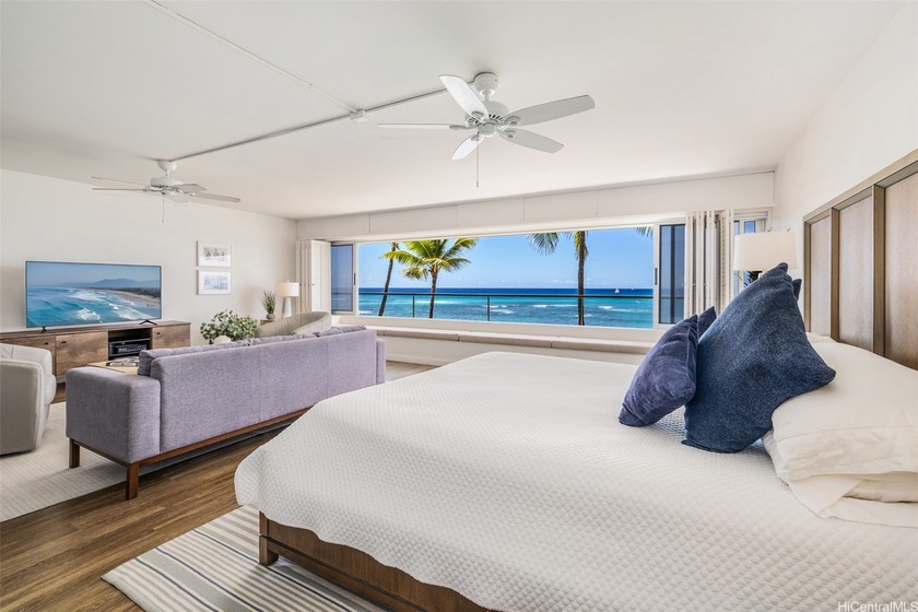 Oceanfront Living at the Colony Surf on Oahu's Gold Coast! - Beach Condo for sale in Honolulu, Hawaii on Beachhouse.com