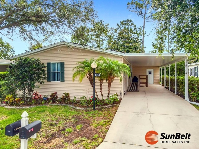 Beautiful 3-bedroom, 2-baths with a den, Homes of Merit features - Beach Home for sale in Ormond Beach, Florida on Beachhouse.com