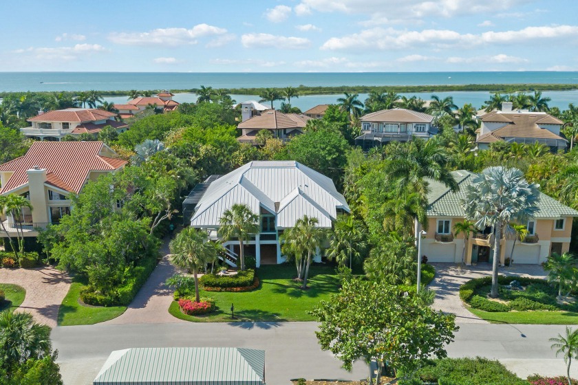 Located in the heart of Hideaway Beach and within walking - Beach Home for sale in Marco Island, Florida on Beachhouse.com