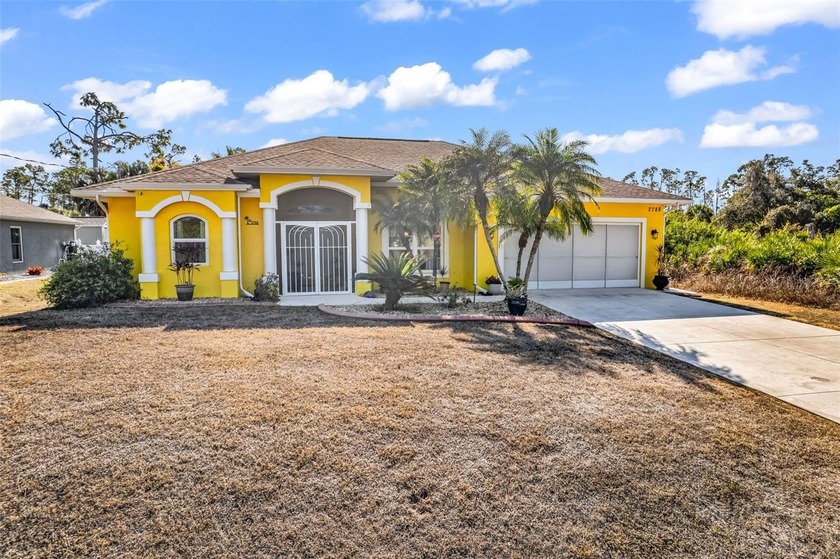 Situated in the heart of North Port, this beautifully maintained - Beach Home for sale in North Port, Florida on Beachhouse.com