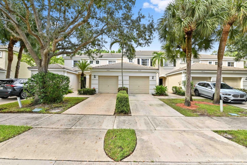 Welcome to this beautifully renovated  2-bedroom, 2.5-bath - Beach Townhome/Townhouse for sale in West Palm Beach, Florida on Beachhouse.com