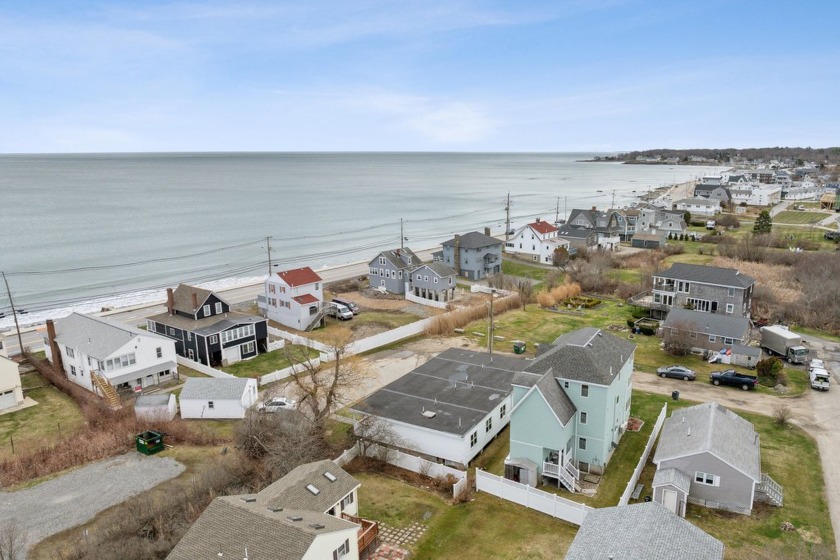 Enjoy summer days at this charming seasonal condo just steps - Beach Condo for sale in York, Maine on Beachhouse.com
