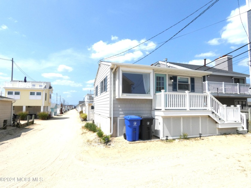 LOCATION LOCATION LOCATION !!! You can Hear the Ocean with this - Beach Home for sale in Lavallette, New Jersey on Beachhouse.com