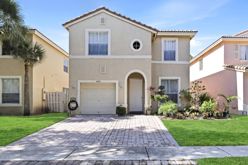 WELCOME HOME to this beautifully renovated 3 bedroom, 2.5 bath - Beach Home for sale in West Palm Beach, Florida on Beachhouse.com