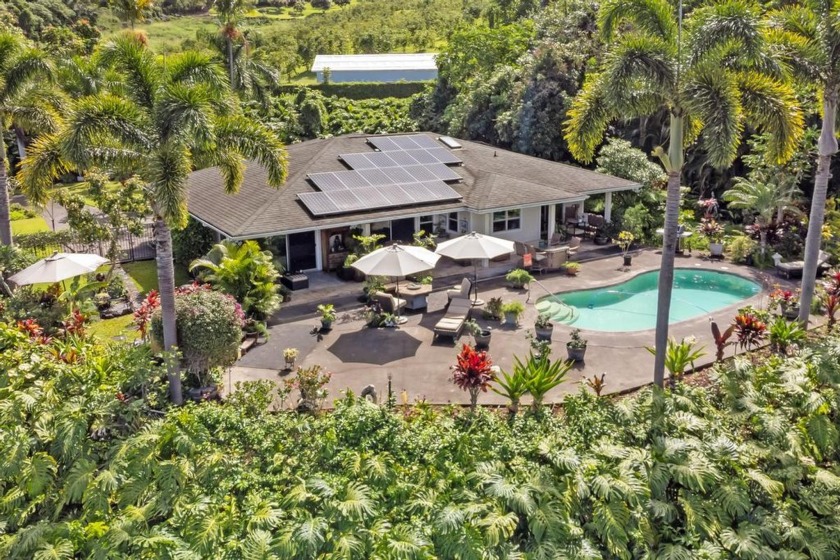 Welcome to your private retreat in prestigious Kona Heavens - Beach Home for sale in Kailua Kona, Hawaii on Beachhouse.com
