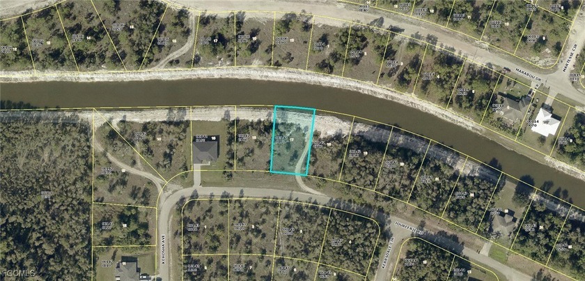 CANAL LOT! Welcome to this prime lot in the rapidly growing - Beach Lot for sale in Lehigh Acres, Florida on Beachhouse.com