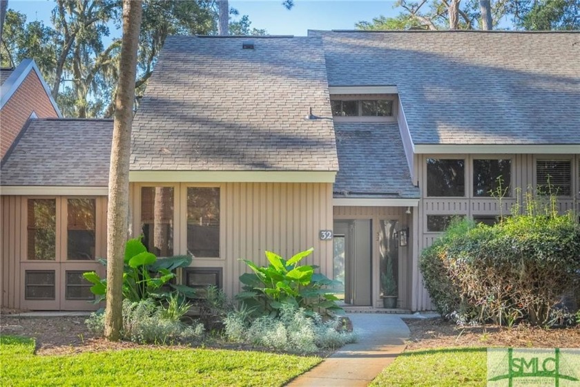 Discover this completely renovated 3-bedroom, 3.5-bathroom - Beach Home for sale in Savannah, Georgia on Beachhouse.com