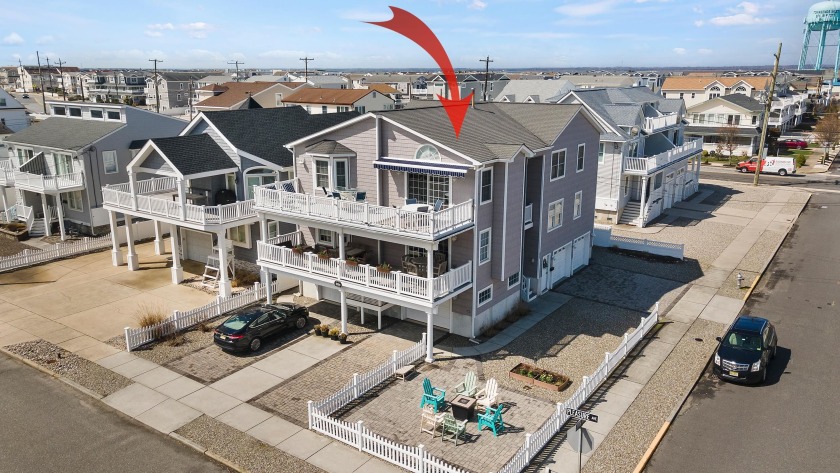 EXTRAORDINARY, BEACH BLOCK CORNER, TOP FLOOR UNIT with 4 - Beach Townhome/Townhouse for sale in Sea Isle City, New Jersey on Beachhouse.com