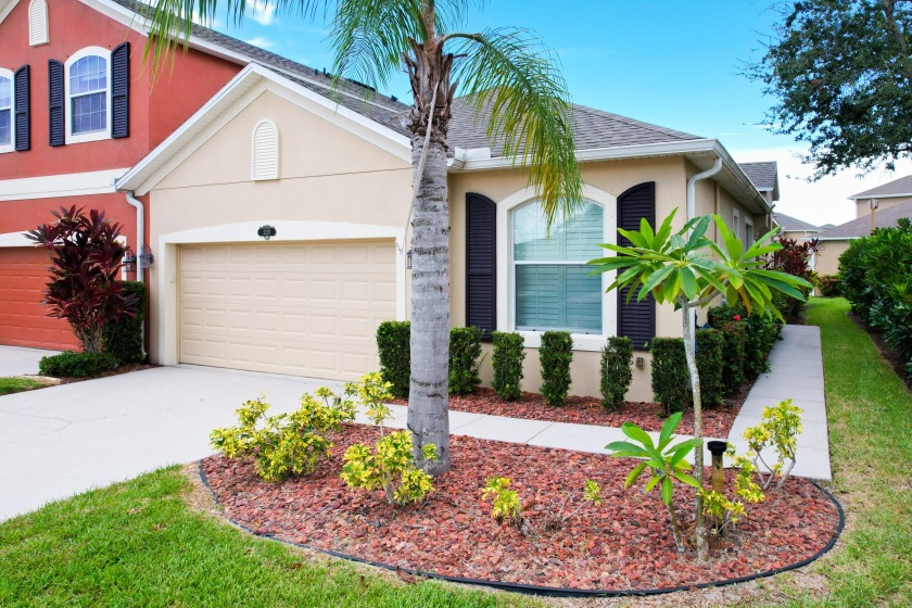 Priced to Sell. Nestled in a peaceful neighborhood and - Beach Townhome/Townhouse for sale in Melbourne, Florida on Beachhouse.com