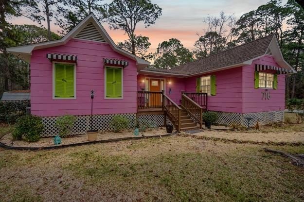 This wonderfully Eclectic Cottage is nestled next to dunes in - Beach Home for sale in Dauphin Island, Alabama on Beachhouse.com