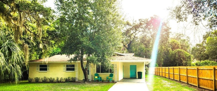 3 bedroom 2 bathroom home that has been completely updated. New - Beach Home for sale in Crystal River, Florida on Beachhouse.com