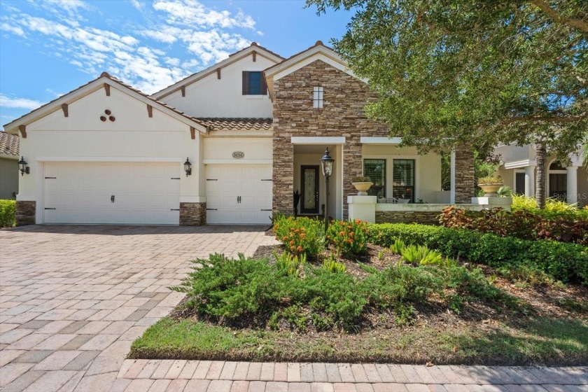 You have arrived! Welcome to 14214 Bathgate Terrace, a residence - Beach Home for sale in Bradenton, Florida on Beachhouse.com