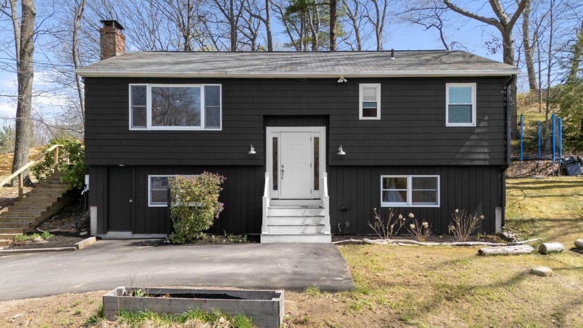 Welcome to 4 Beaufort Street! This wonderful 3 bedroom/2 - Beach Home for sale in South Portland, Maine on Beachhouse.com