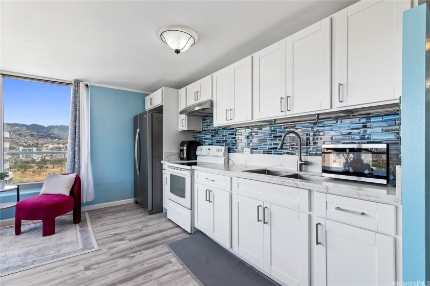 Enjoy ocean, mountain, city, canal & golf course views from this - Beach Condo for sale in Honolulu, Hawaii on Beachhouse.com