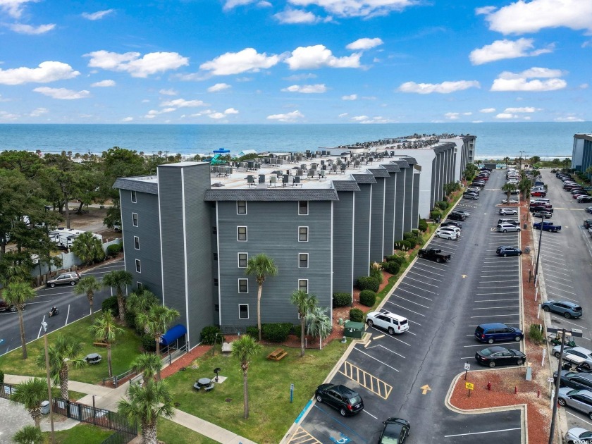 Great 3rd floor 2 bedroom 2 bath condo with a view overlooking - Beach Condo for sale in Myrtle Beach, South Carolina on Beachhouse.com