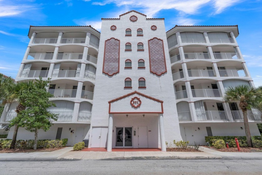 Spacious 3-Bedroom Condo with Stunning Features in Merritt - Beach Condo for sale in Merritt Island, Florida on Beachhouse.com