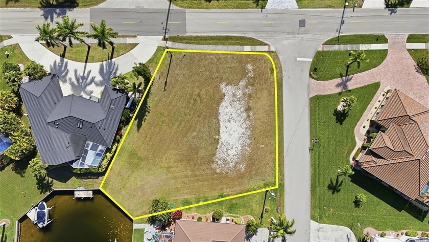 A RARE FIND - ONE OF THE LAST OVERSIZED WATERFRONT CORNER LOTS - Beach Lot for sale in Punta Gorda, Florida on Beachhouse.com