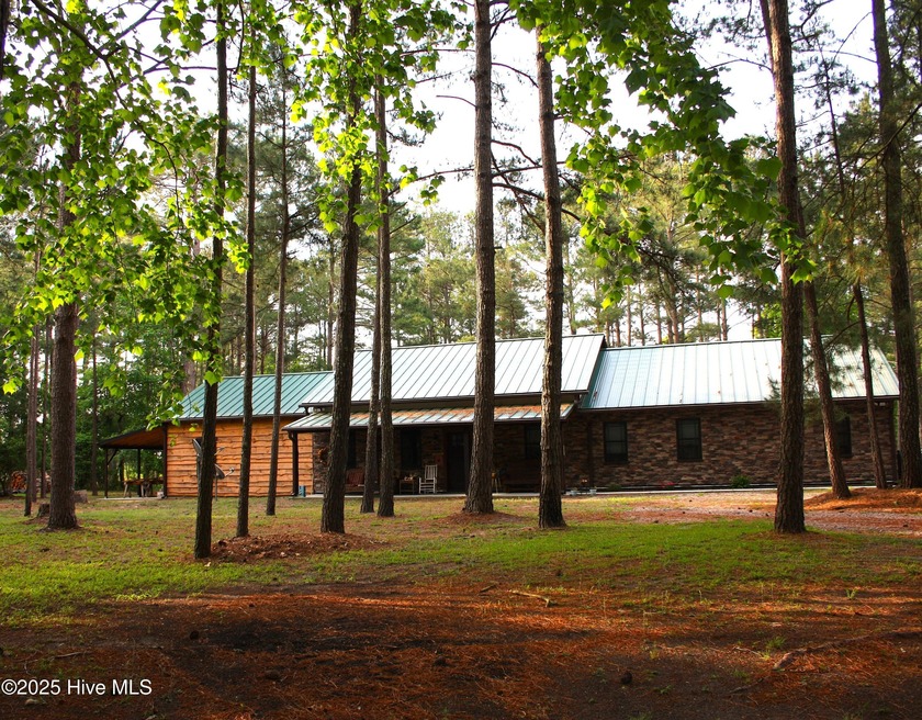 Hyde County Country Gentleman's home on 5.89 acre lot on ICW Are - Beach Home for sale in Belhaven, North Carolina on Beachhouse.com