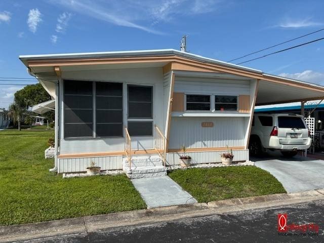 BRAND NEW CENTRAL AIR CONDITIONING UNIT! UNDER FULL WARRANTY! - Beach Home for sale in Clearwater, Florida on Beachhouse.com