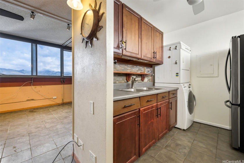 Located in Centre Court, this 1-bedroom, 1-bath unit features a - Beach Condo for sale in Aiea, Hawaii on Beachhouse.com