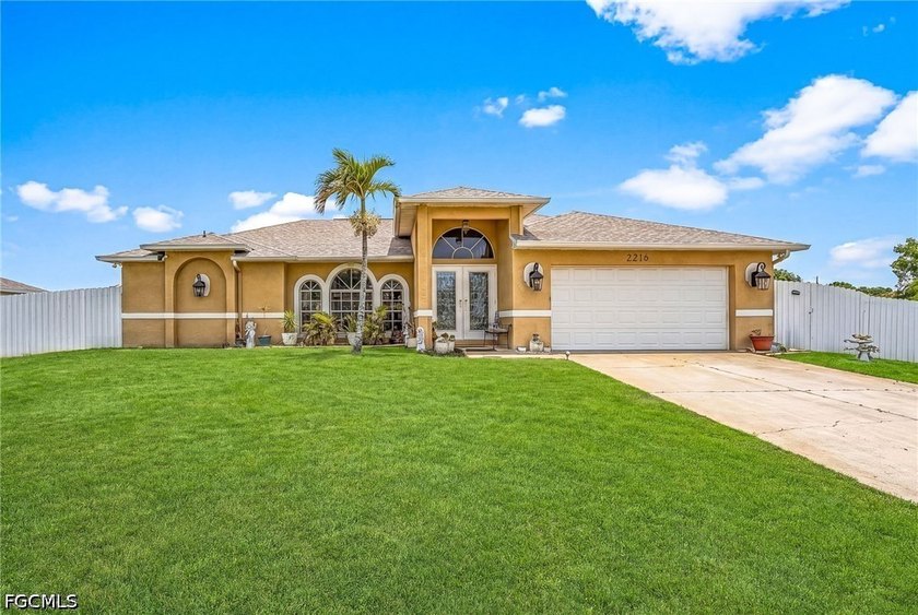 WOW! Pool home sitting on almost half an acre in a NO FLOOD ZONE - Beach Home for sale in Cape Coral, Florida on Beachhouse.com