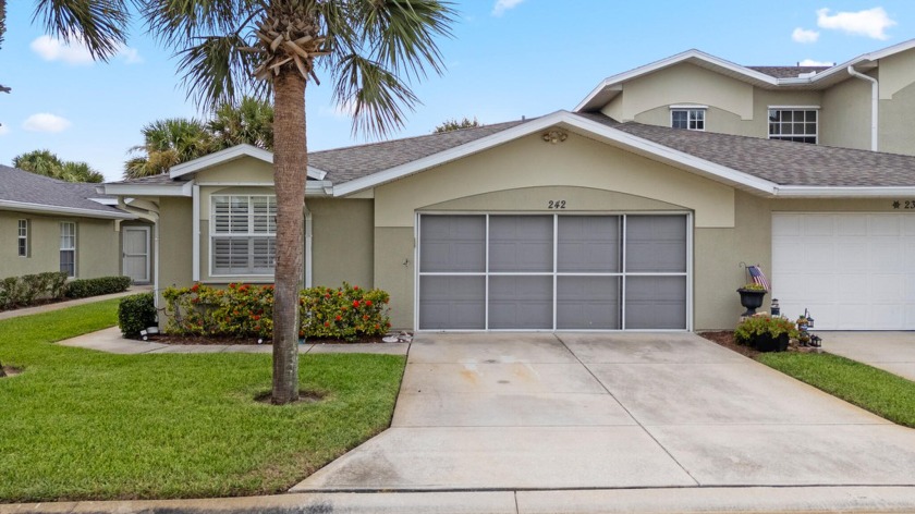 Charming 3 bedroom, 2 bath, one floor, end unit townhome right - Beach Townhome/Townhouse for sale in Satellite Beach, Florida on Beachhouse.com