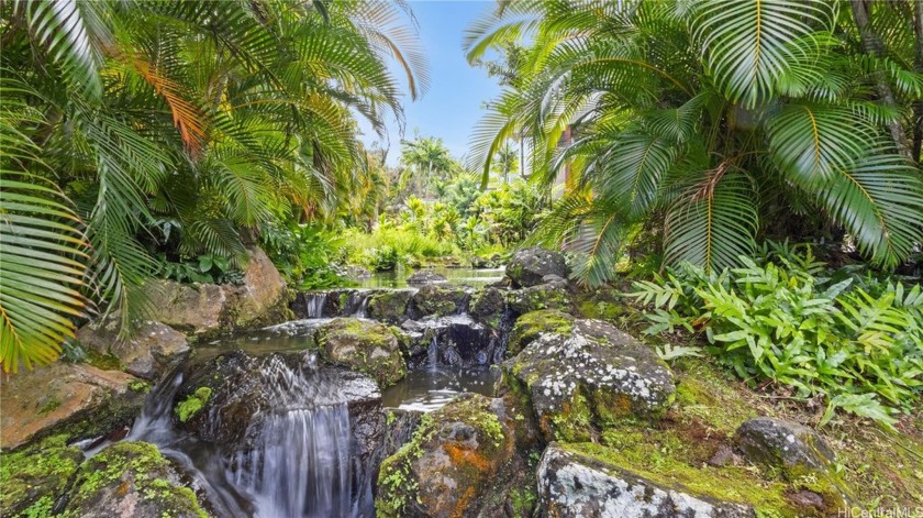 Welcome to Your Vibrant Oasis in Puu Alii!  Prepare to fall in - Beach Townhome/Townhouse for sale in Kaneohe, Hawaii on Beachhouse.com