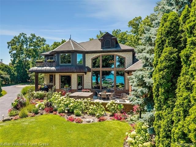 Welcome to your happily ever after!  Nearly every room has been - Beach Home for sale in Grosse Ile, Michigan on Beachhouse.com