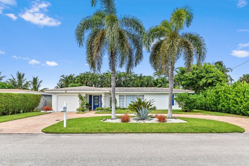 Welcome to this charming 2-bed & 2-bath home in the sought-after - Beach Home for sale in Boynton Beach, Florida on Beachhouse.com