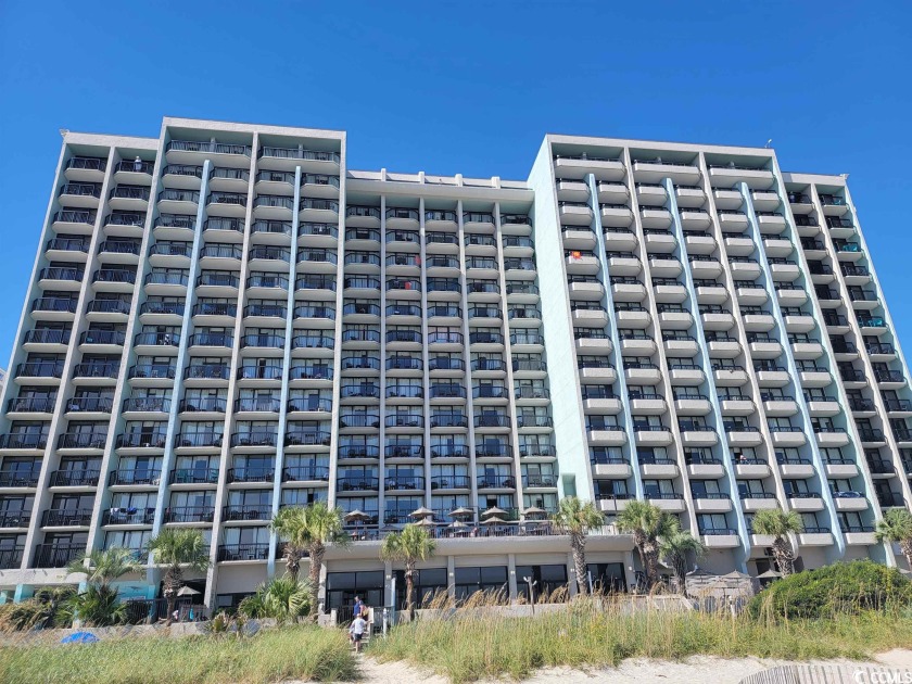 Wonderful Direct Oceanfront unit with large balcony is PRICED TO - Beach Condo for sale in Myrtle Beach, South Carolina on Beachhouse.com