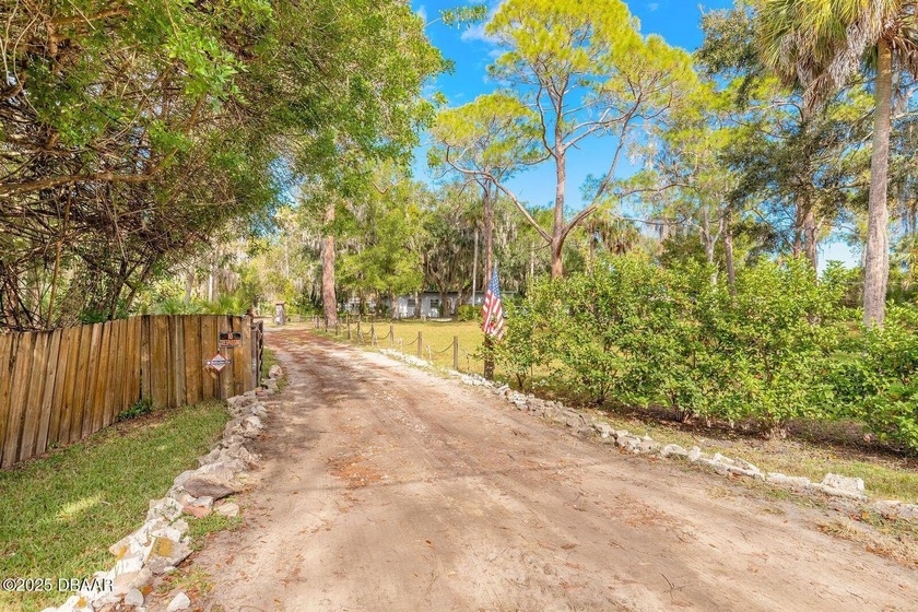 ZONED R-6. 4.99 ACRES. YOU CAN BUILD UP TO 30 FEET HIGH. CAN - Beach Acreage for sale in Holly Hill, Florida on Beachhouse.com