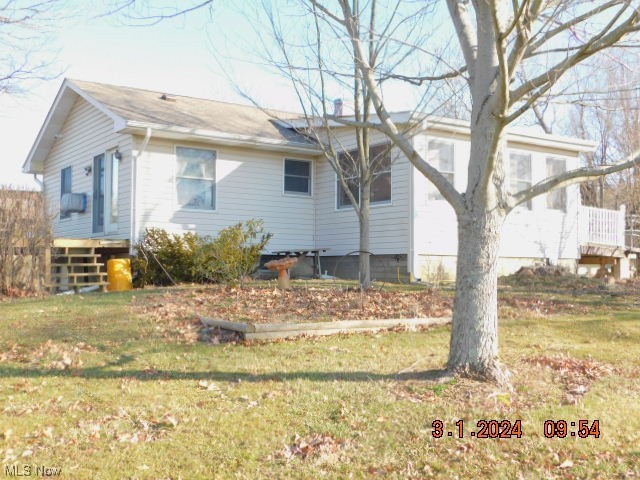 This 2 bedroom 2 full bath ranch on a full walkout basement sits - Beach Home for sale in Conneaut, Ohio on Beachhouse.com