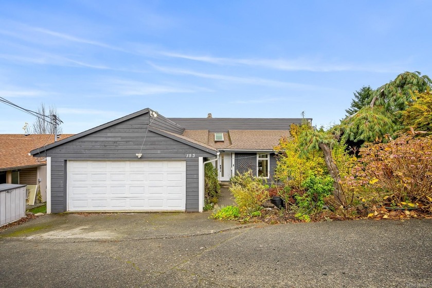 153 South Alder has a charm that's hard to miss. The home is - Beach Home for sale in Campbell River,  on Beachhouse.com