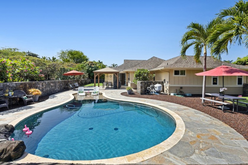 Kahakai Estates 4 bed, 3.5 bath, pool, waterfall, gazebo, solar - Beach Home for sale in Kailua Kona, Hawaii on Beachhouse.com