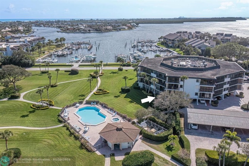 Here it is! A beautiful first floor condo with modern finishes - Beach Condo for sale in Vero Beach, Florida on Beachhouse.com