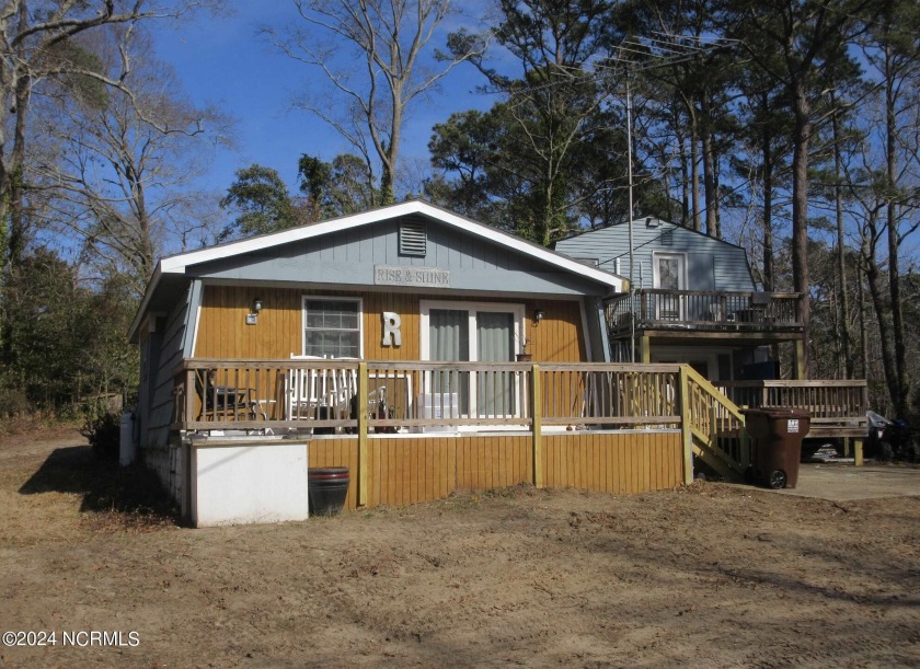 INVESTOR SPECIAL!!  TWO FOR ONE!   2 Dwelling Units producing $3 - Beach Home for sale in Jarvisburg, North Carolina on Beachhouse.com