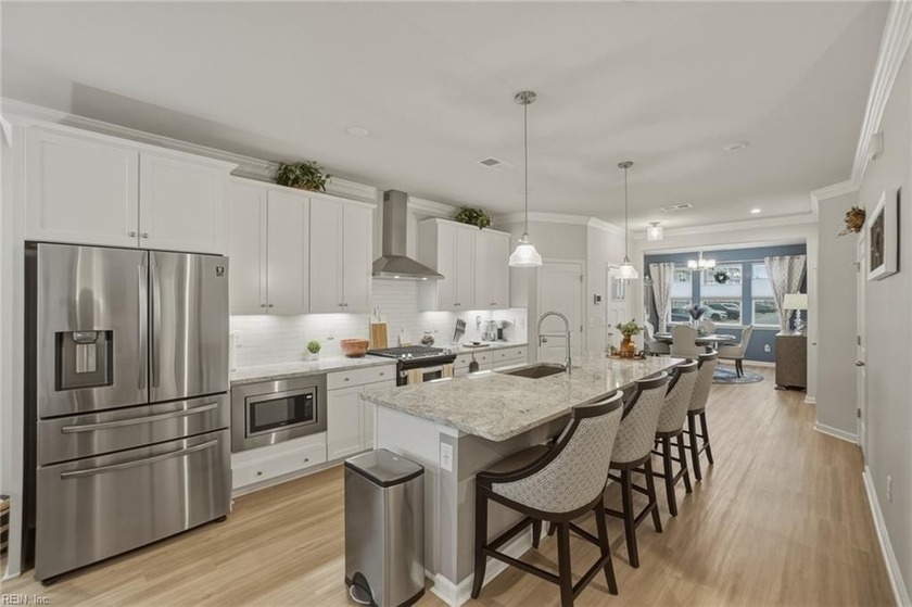 Discover modern comfort in this beautifully maintained - Beach Townhome/Townhouse for sale in Chesapeake, Virginia on Beachhouse.com