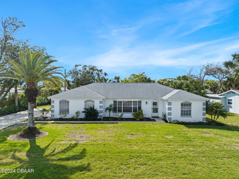 Welcome to your charming retreat! This newly remodeled in 2024 - Beach Home for sale in Ormond Beach, Florida on Beachhouse.com