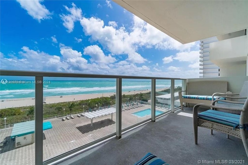 DIRECT OCEAN VIEW! As soon as you open the door you will be - Beach Condo for sale in Miami Beach, Florida on Beachhouse.com