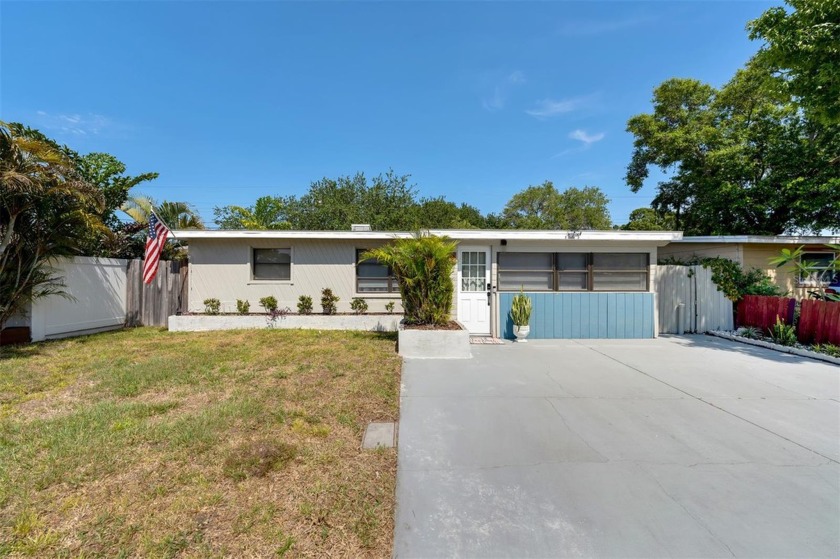 Welcome to your dream retreat! This stunning 4-bedroom, 2-bath - Beach Home for sale in Largo, Florida on Beachhouse.com