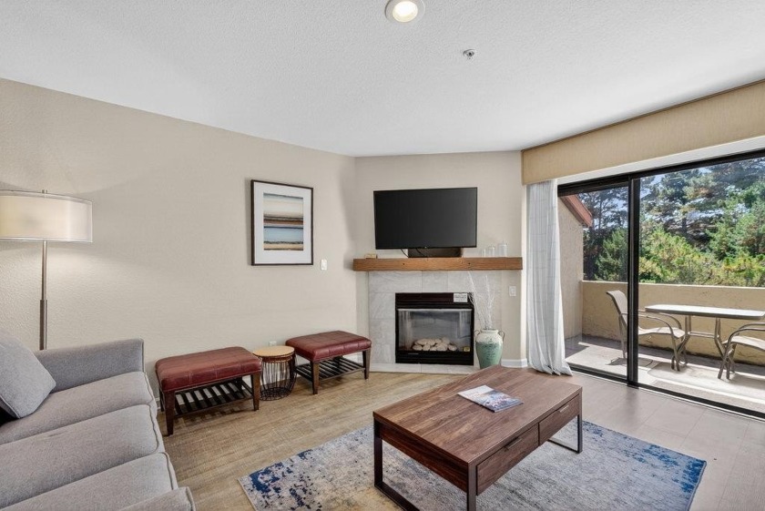 Enjoy resort-style living in this fully renovated 1-bedroom - Beach Condo for sale in Aptos, California on Beachhouse.com