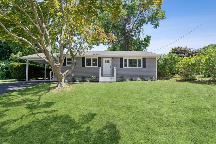 Experience Coastal Charm in this impeccably renovated 3-bedroom - Beach Home for sale in Milford, Connecticut on Beachhouse.com