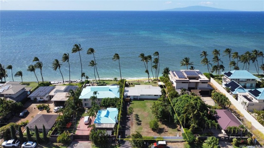 Exclusive and rarely available beachfront property on Kihei - Beach Home for sale in Kihei, Hawaii on Beachhouse.com