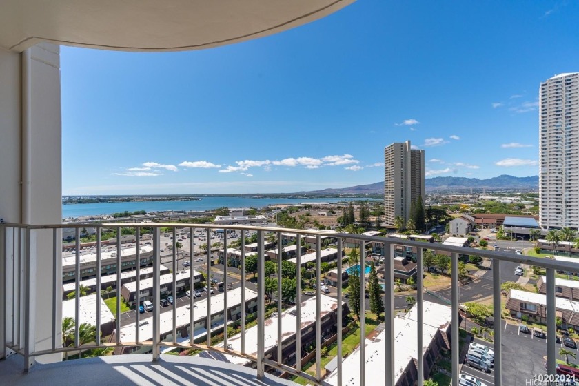 Pearl Harbor & Sunset views w/ TWO PARKING stalls! Completely - Beach Condo for sale in Aiea, Hawaii on Beachhouse.com