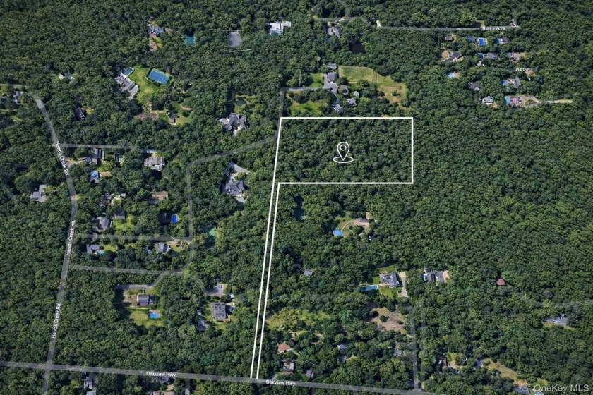 An extraordinary offering of 4.1 private acres in the coveted - Beach Acreage for sale in East Hampton, New York on Beachhouse.com