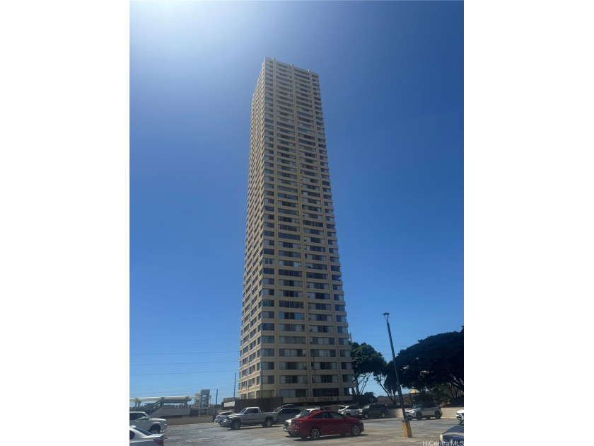East-Facing highly-desired Ocean Tower A with 1 assigned-covered - Beach Condo for sale in Pearl City, Hawaii on Beachhouse.com