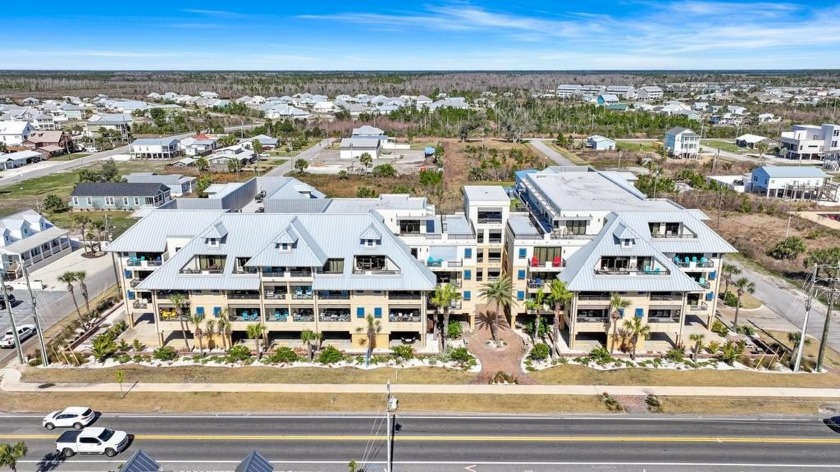Wonderful 3 bedroom 2 bath condo with water views.  The complex - Beach Condo for sale in Mexico Beach, Florida on Beachhouse.com