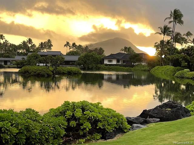 Exquisite island living at its finest! A distinctive gated - Beach Home for sale in Honolulu, Hawaii on Beachhouse.com